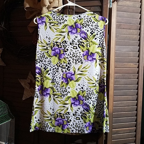 Shirt - Picture 2 of 3